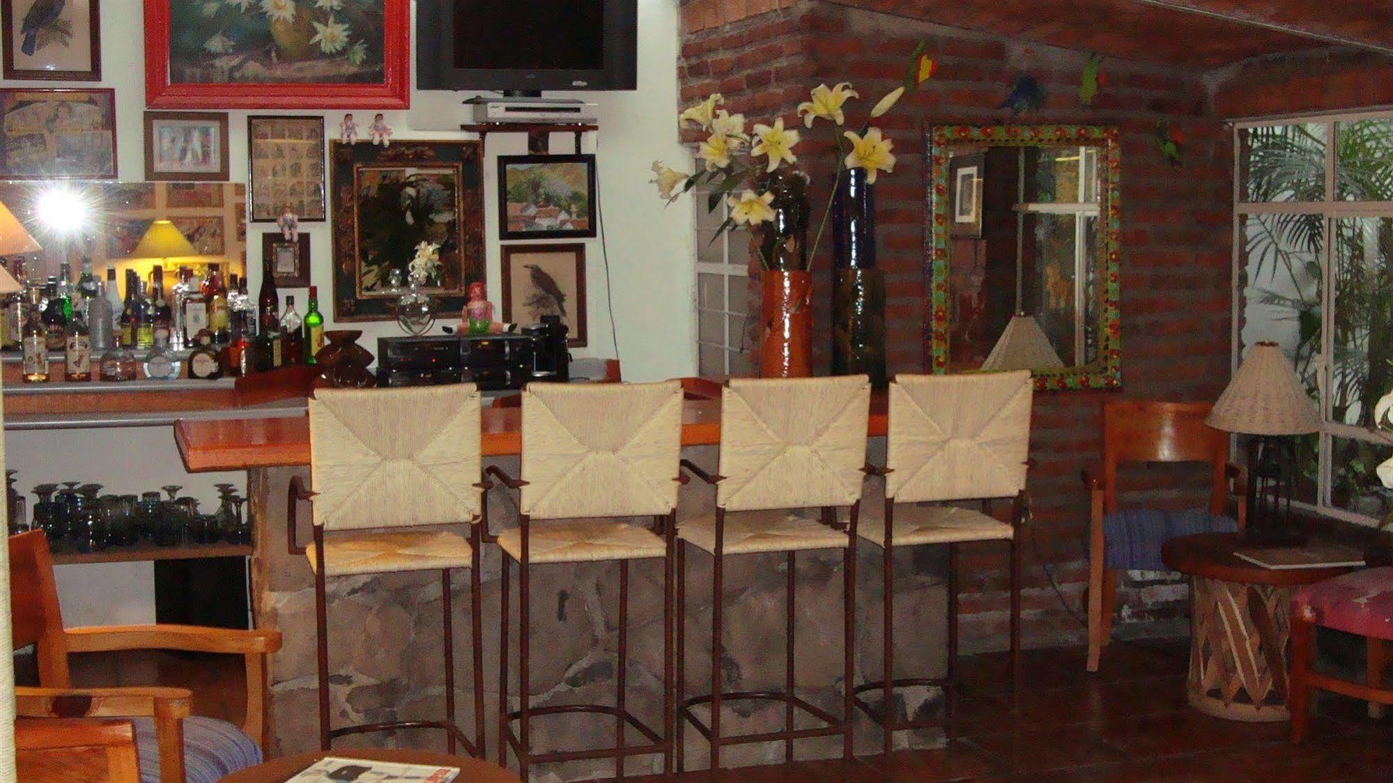 Casa Tlaquepaque Hotel Buitenkant foto
