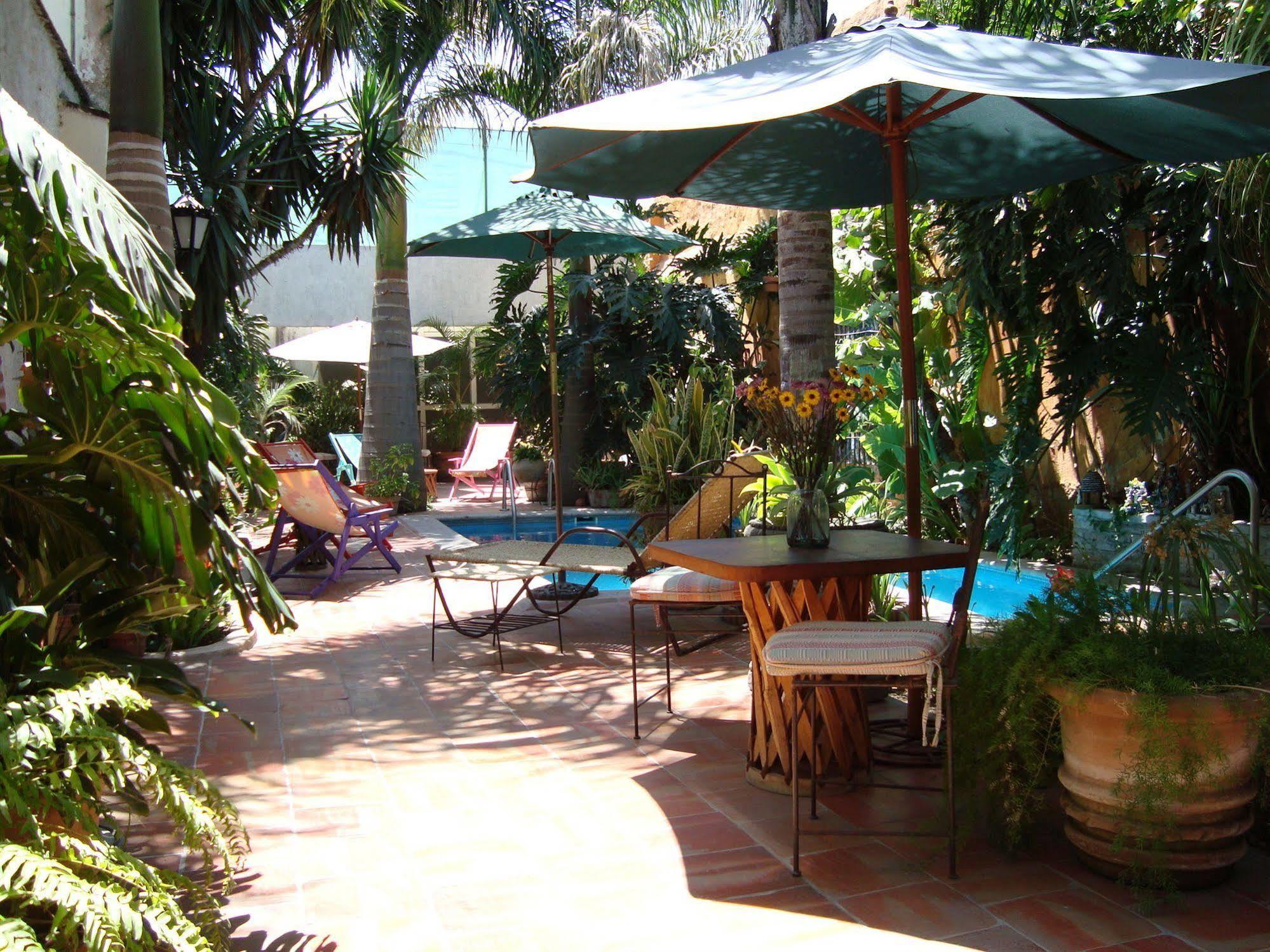 Casa Tlaquepaque Hotel Buitenkant foto