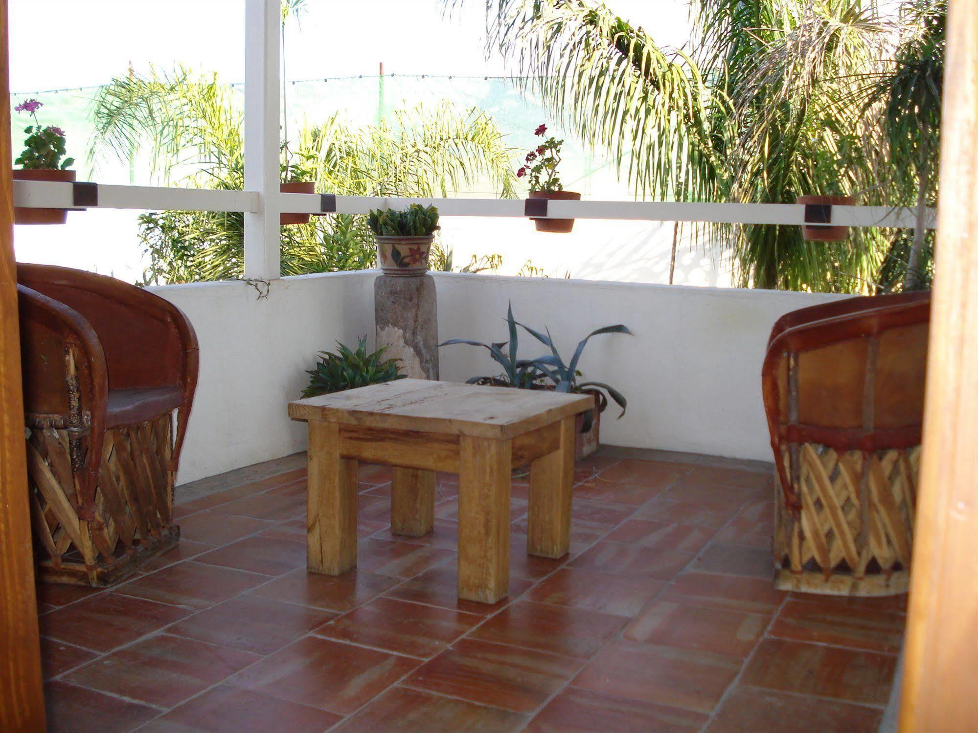 Casa Tlaquepaque Hotel Buitenkant foto